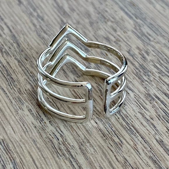 Stella & Dot Pavé Chevron Ring - Silver - Picture 2 of 4